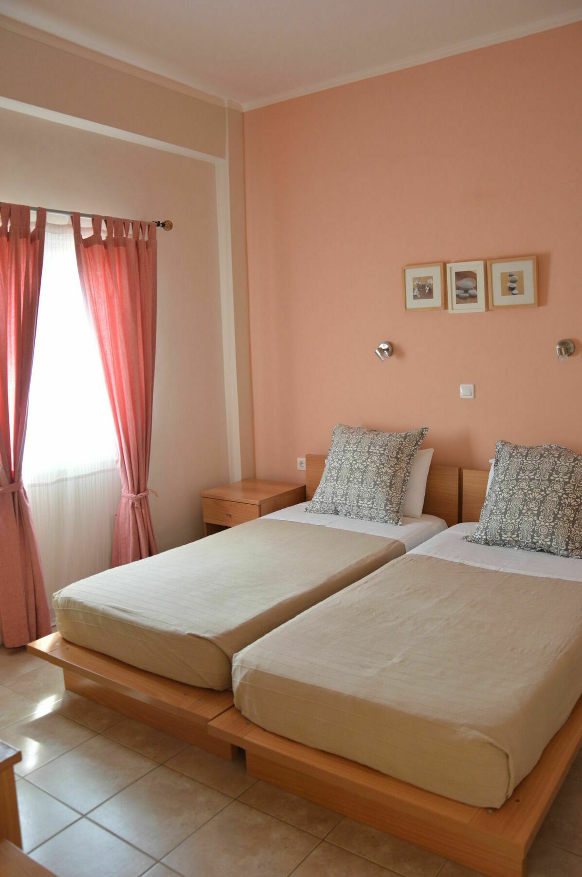 Akis Apartments ปาเลโอกัสไตรซา ภายนอก รูปภาพ